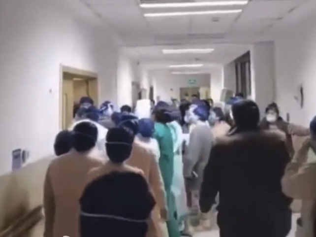 澳大利亚军舰过航台海挑衅 澳大利亚军舰过航台海挑衅